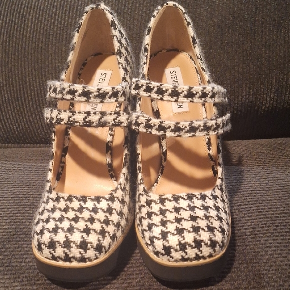 Steve Madden Shoes - Steve Madden Black & White Houndstooth Double Strap Chunky Block Platform Heels